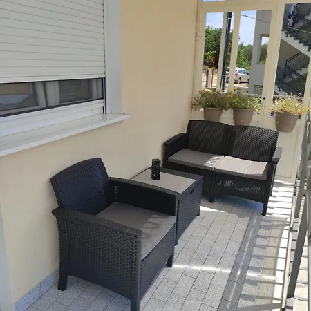 Mila A1a, A1b & A2 Trogir